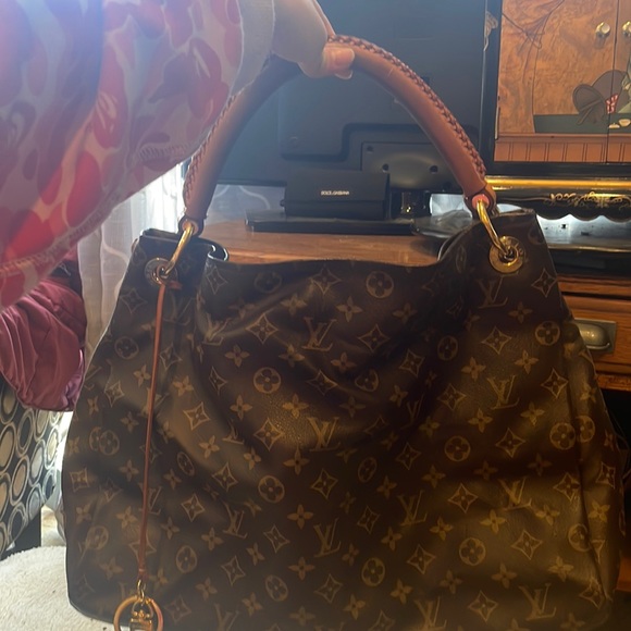 Louis Vuitton Artsy MM - Picture 1 of 9